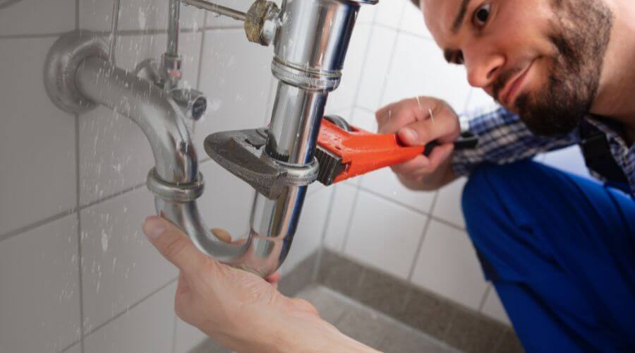 Professional clogged toilet repair services in Ash Grove, MO